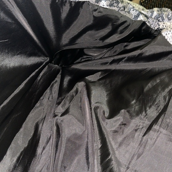 Betsey Johnson Quilted Puffer Jacket in Gray Black Python Snake Print Sz. S - Picture 10 of 13